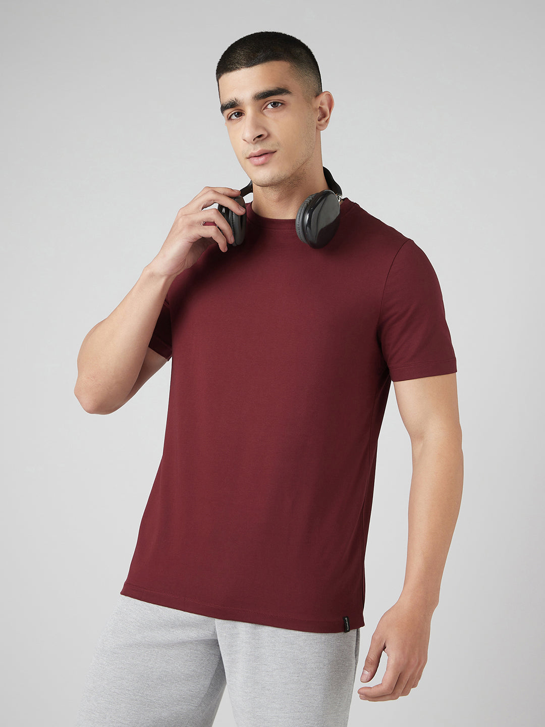 Sporto Men's Fluyid Cotton Round Neck T-shirt - Ruby Red