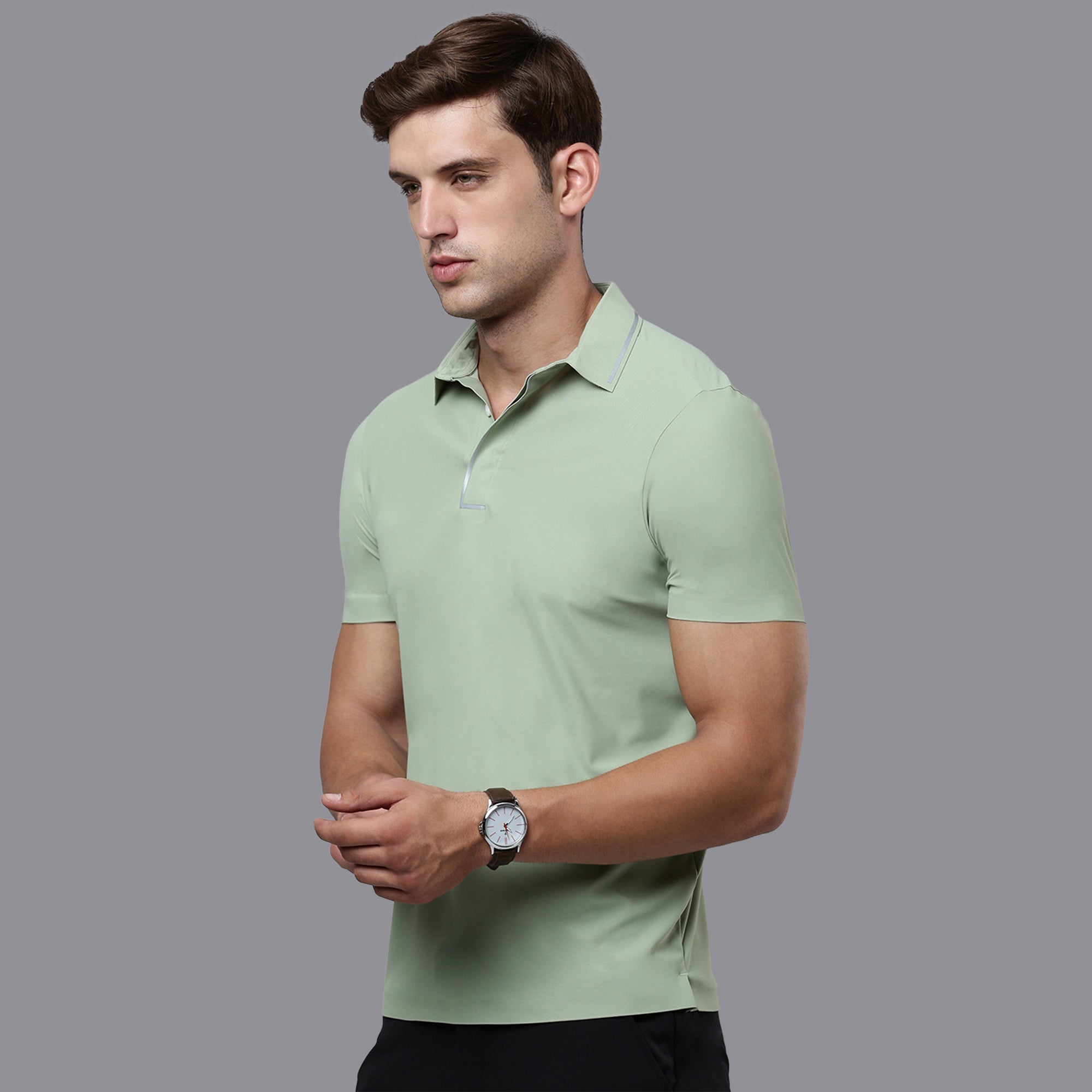 Sporto Men's Anti wrinkle and Light weight Solid  Green Polo T-shirt