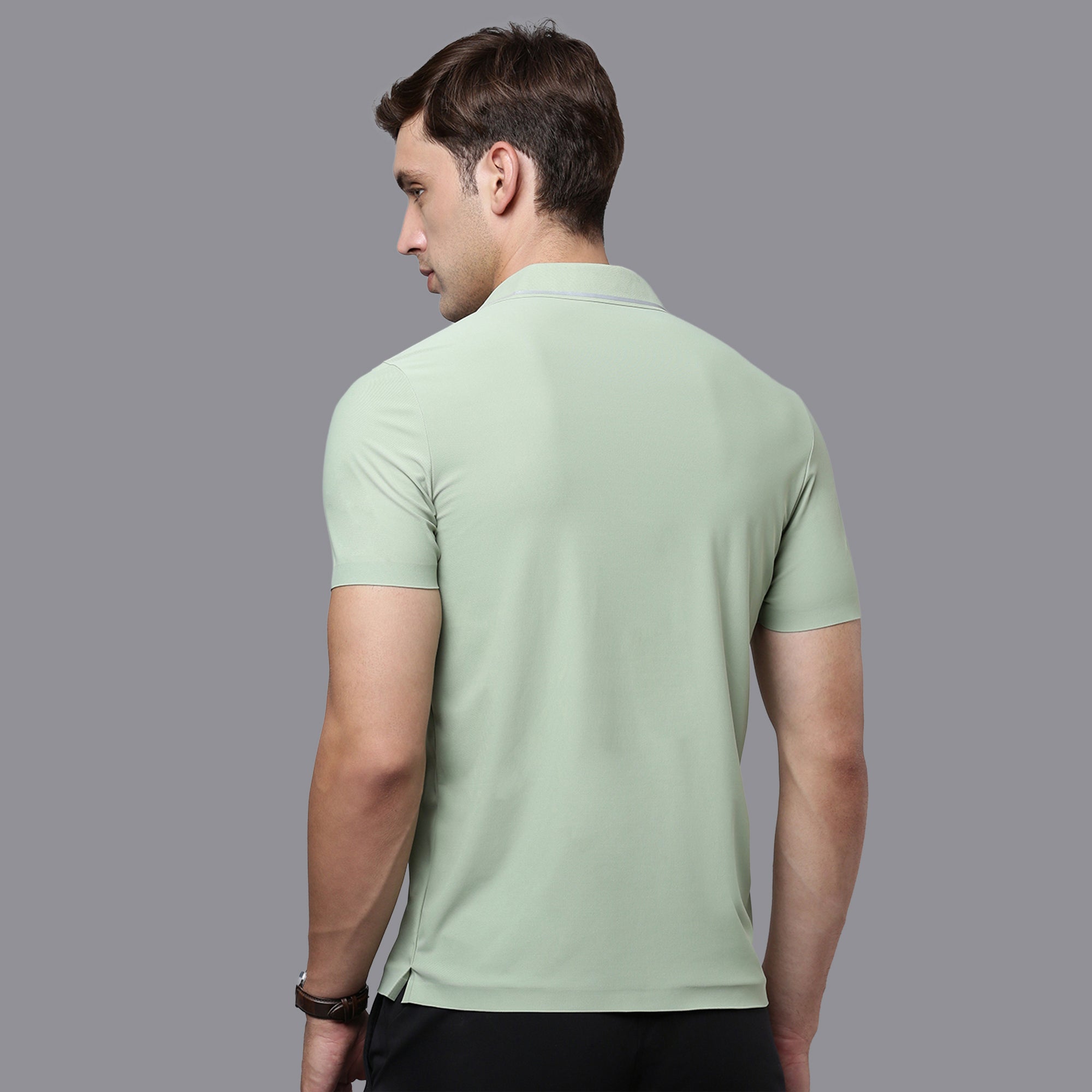 Sporto Men's Anti wrinkle and Light weight Solid  Green Polo T-shirt