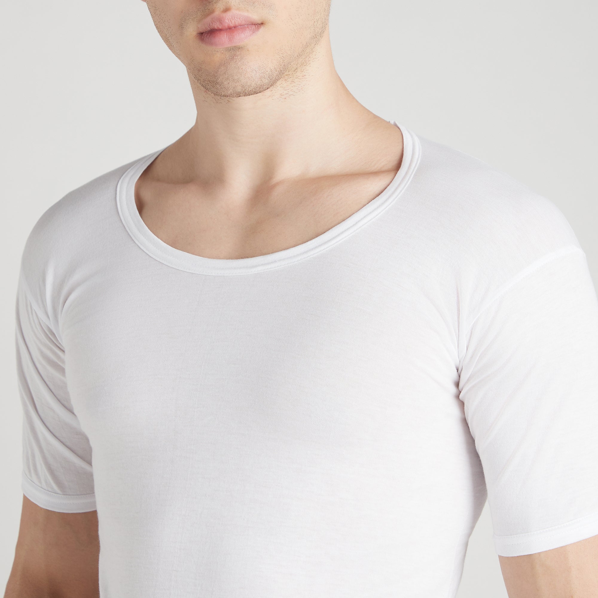 Sporto Men's Solid Cotton Under Shirt