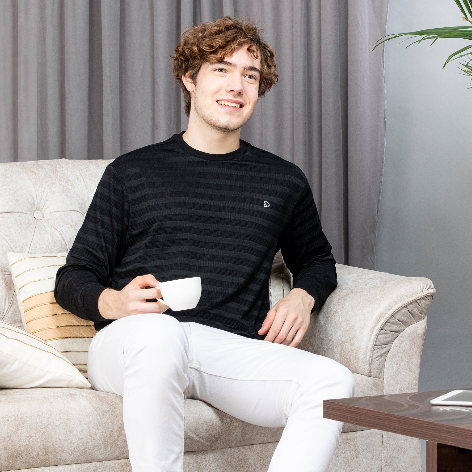 Sporto Men's Ribbed stripe Round Neck Black Sweatshirt