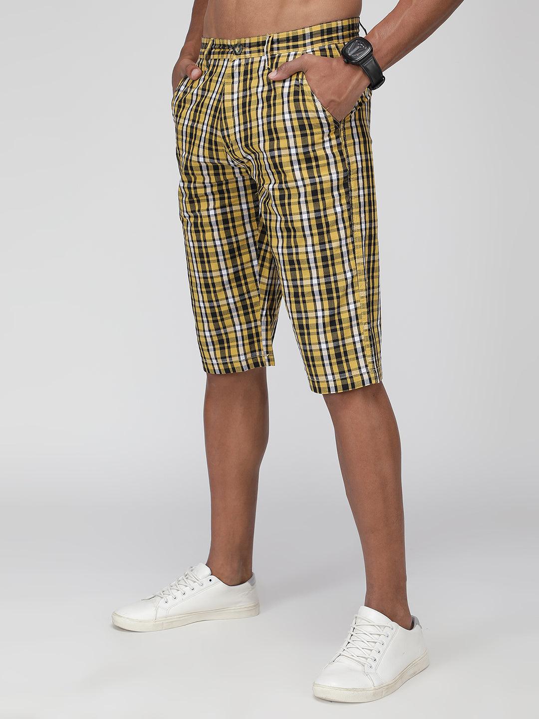 Sporto Men's Checkered Cotton Capri Shorts